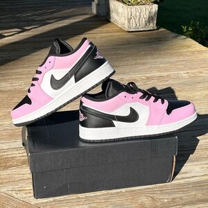 Nike Air Jordan 1 Low Light Arctic Pink (GS);  Women’s Size 7